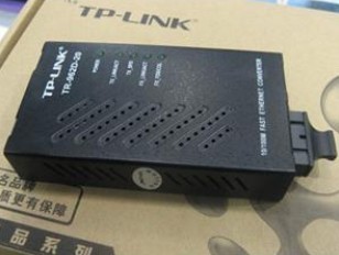 深入評測TP-LINK TR-962D 穩(wěn)定可靠的10/100M SC單模光纖收發(fā)器